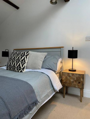 The Penthouse Apartment, Town Centre